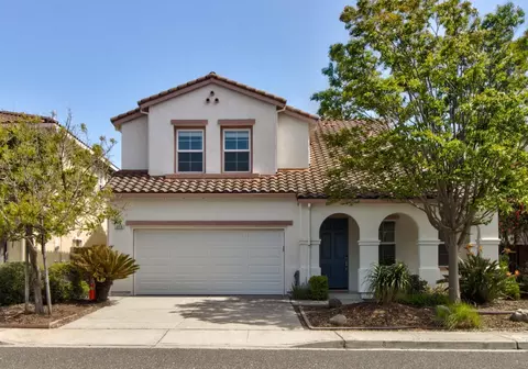 2715 Shellgate Cir, Hayward, CA 94545