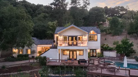 31315 Via La Naranga, Carmel Valley, CA 93924