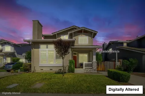 1201 Blue Parrot Ct, Gilroy, CA 95020