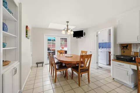 Dining - 585 Calle Del Sol, Aptos, CA 95003 photo 3 of 3