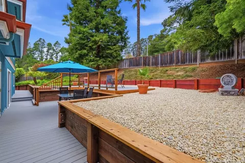 Exterior - 585 Calle Del Sol, Aptos, CA 95003 photo 8 of 13