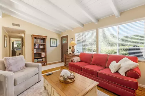 17 Loma Vista Pl, Monterey, CA 93940
