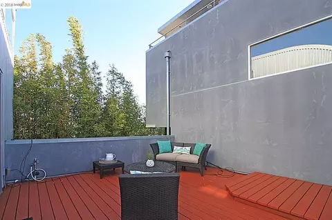 Exterior - 2709 10th St C, Berkeley, CA 94710 photo 4 of 4