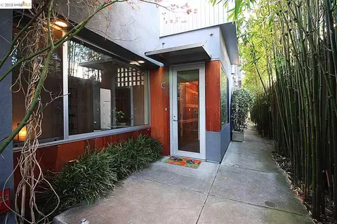 Exterior - 2709 10th St C, Berkeley, CA 94710 photo 2 of 4