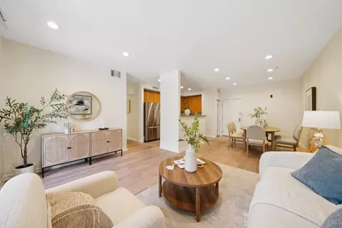 19503 Stevens Creek Blvd 223, Cupertino, CA 95014