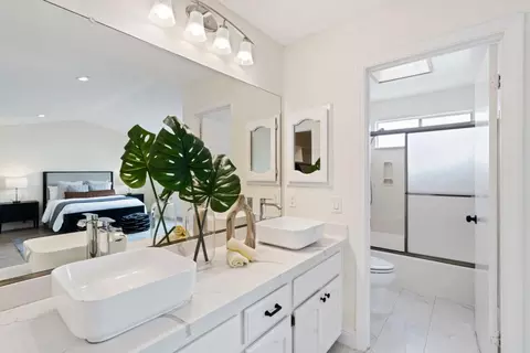 Bath - 34520 Willbridge Ter, Fremont, CA 94555 photo 3 of 5