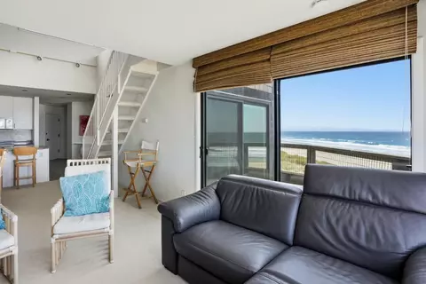 Living - 101 Shell Dr 269, Watsonville, CA 95076 photo 3 of 3