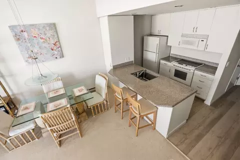 Dining - 101 Shell Dr 269, Watsonville, CA 95076 photo 2 of 2