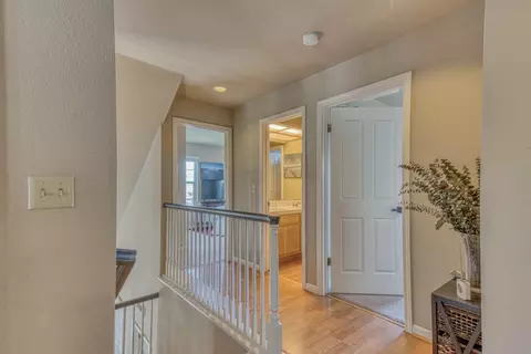 Entry Way - 1992 Princeton Ct, Salinas, CA 93906 photo 7 of 7