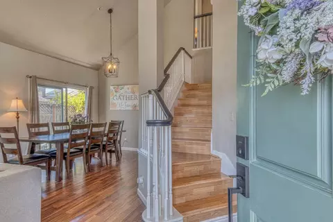 Entry Way - 1992 Princeton Ct, Salinas, CA 93906 photo 1 of 7