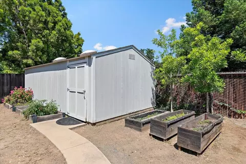 Exterior - 20805 Greenleaf Dr, Cupertino, CA 95014 photo 10 of 12