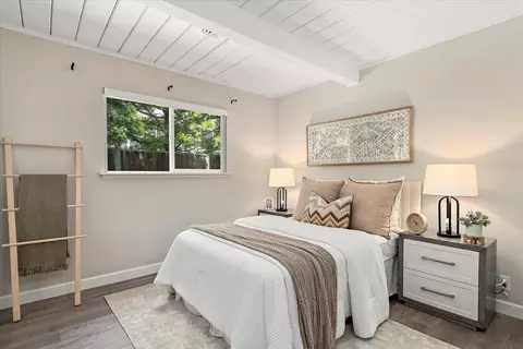 Bedroom - 20805 Greenleaf Dr, Cupertino, CA 95014 photo 2 of 5