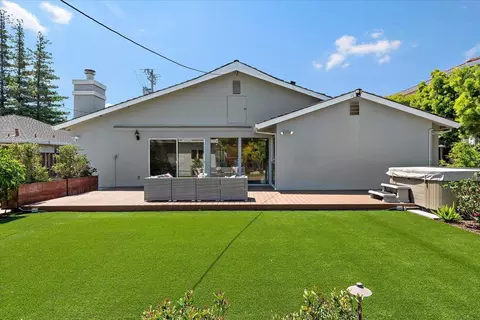 Exterior - 20805 Greenleaf Dr, Cupertino, CA 95014 photo 9 of 12