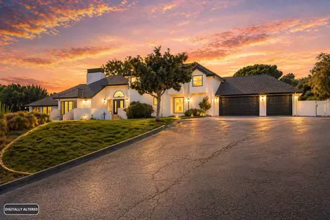9505 York Rd, Monterey, CA 93940