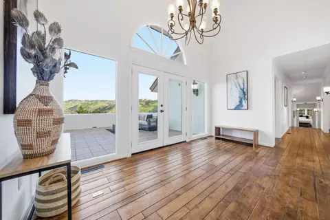 9505 York Rd, Monterey, CA 93940