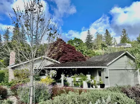 216 Montclair Rd, Los Gatos, CA 95032