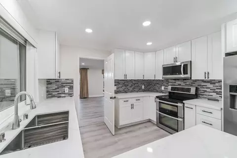 Kitchen - 10308 Alpine Dr, Cupertino, CA 95014 photo 3 of 3