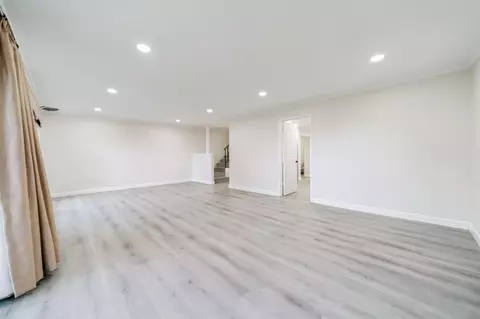 Living - 10308 Alpine Dr, Cupertino, CA 95014 photo 2 of 6
