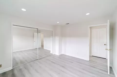 Bedroom - 10308 Alpine Dr, Cupertino, CA 95014 photo 3 of 3