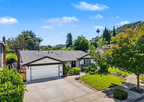 6014 Paxton Ct, San Jose, CA 95123