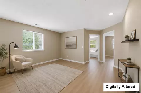 Living - 23 Willet Ct, Pittsburg, CA 94565 photo 4 of 5