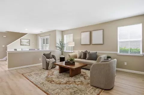Living - 23 Willet Ct, Pittsburg, CA 94565 photo 2 of 5