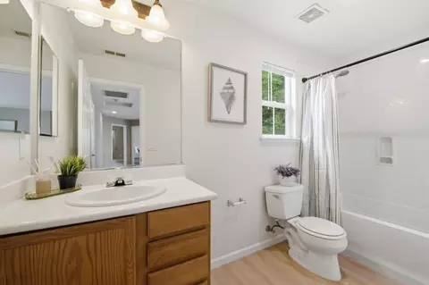 Bath - 23 Willet Ct, Pittsburg, CA 94565 photo 1 of 2