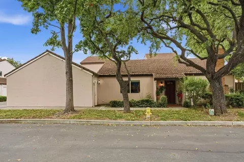 2524 Roblar Ln, Santa Clara, CA 95051