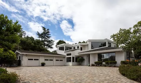 13057 La Cresta Dr, Los Altos Hills, CA 94022