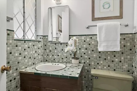 Bath - 2247 Dayle Ct, Fremont, CA 94539 photo 1 of 3