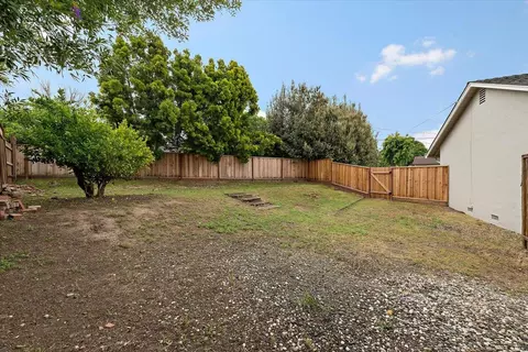 Exterior - 2247 Dayle Ct, Fremont, CA 94539 photo 6 of 8