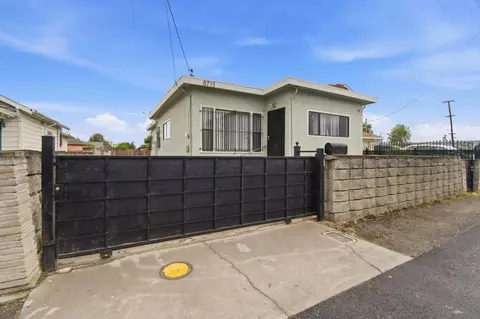8715 E St, Oakland, CA 94621