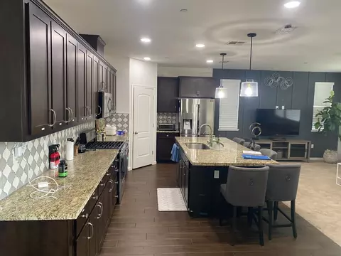 Kitchen - 1878 Plumas Dr, Lathrop, CA 95330 photo 3 of 3