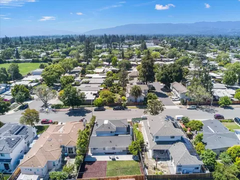 View/Area - 19349 Phil Ln, Cupertino, CA 95014 photo 3 of 4