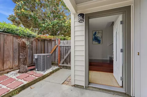 702 Winstead Ct, Sunnyvale, CA 94087 photo 6