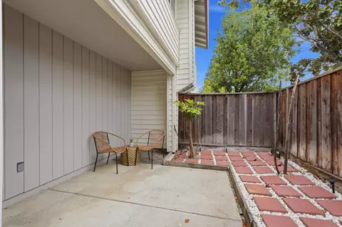 702 Winstead Ct, Sunnyvale, CA 94087 photo 5