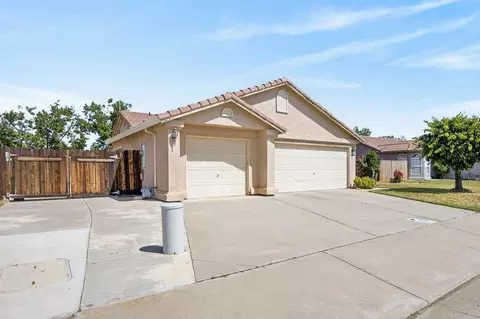 Exterior - 29146 Santa Cruz Dr, Gustine, CA 95322 photo 2 of 14