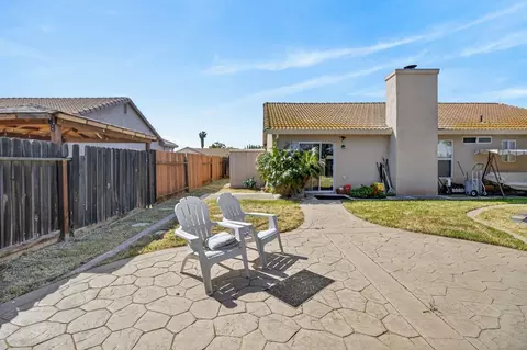 Exterior - 29146 Santa Cruz Dr, Gustine, CA 95322 photo 9 of 14