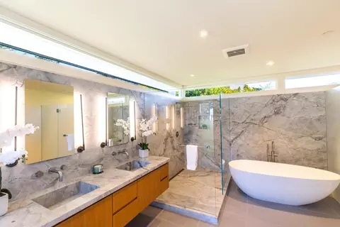 Bath - 26314 Ocean View Ave, Carmel, CA 93923 photo 1 of 5