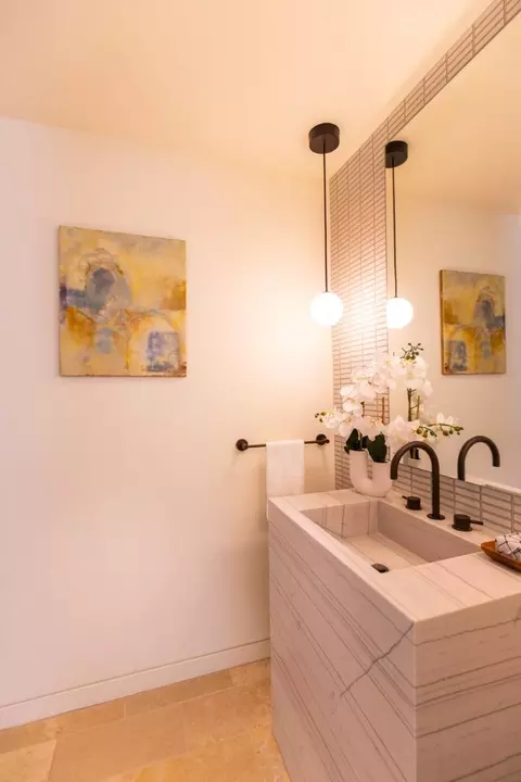 Bath - 26314 Ocean View Ave, Carmel, CA 93923 photo 3 of 5
