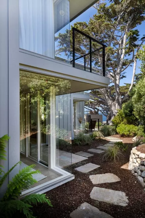Exterior - 26314 Ocean View Ave, Carmel, CA 93923 photo 6 of 6
