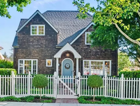 1427 Byron St, Palo Alto, CA 94301