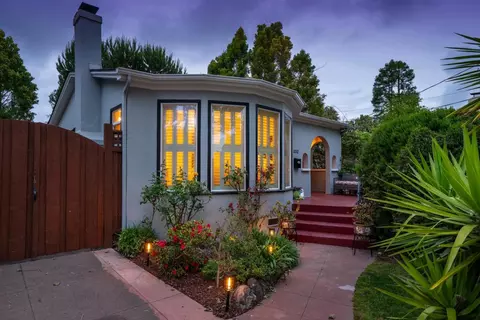 1132 Palm Dr, Burlingame, CA 94010