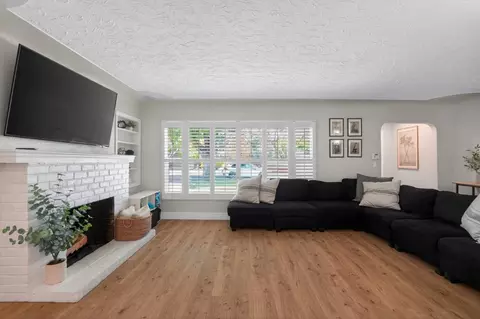 Living - 1212 Sycamore Ave, Modesto, CA 95350 photo 2 of 3
