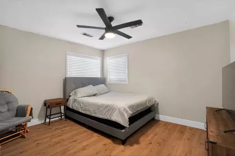 Bedroom - 1212 Sycamore Ave, Modesto, CA 95350 photo 2 of 2