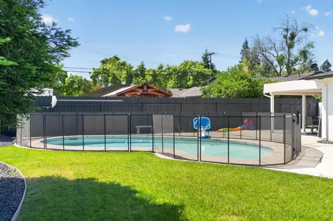 Exterior - 1212 Sycamore Ave, Modesto, CA 95350 photo 6 of 13