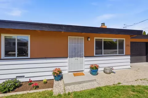 215 Manfre Rd, Watsonville, CA 95076