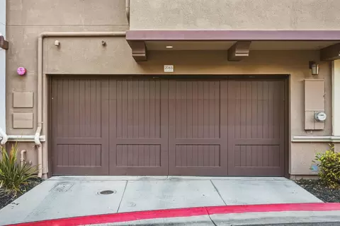 Exterior - 2065 San Luis Ave, Mountain View, CA 94043 photo 4 of 7