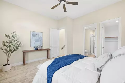 Bedroom - 2065 San Luis Ave, Mountain View, CA 94043 photo 2 of 7