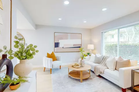 192 Oakbrook Cir, San Jose, CA 95139